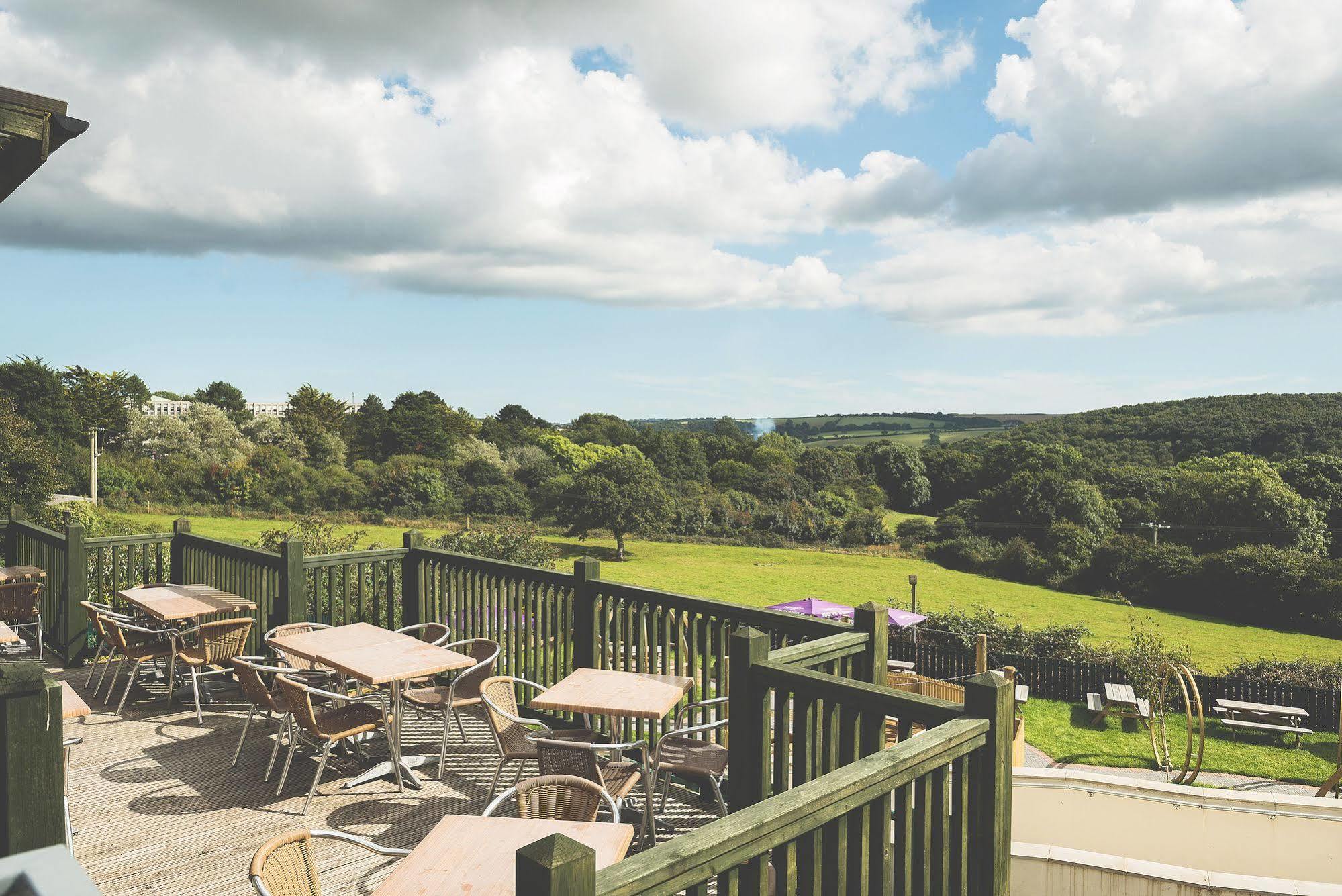 County Arms Hotel Truro Exterior foto